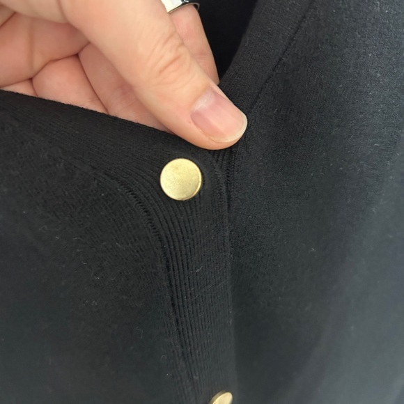 Women’s M Black Sweater Vest with Gold Snap Front - Picture 3 of 6